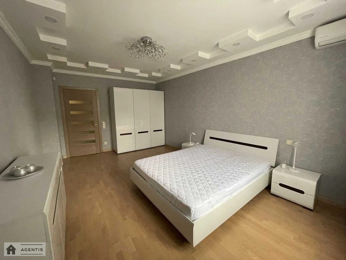 Apartment for rent. 3 rooms, 135 m², 6th floor/12 floors. 47, Zolotoustivska 47, Kyiv. 