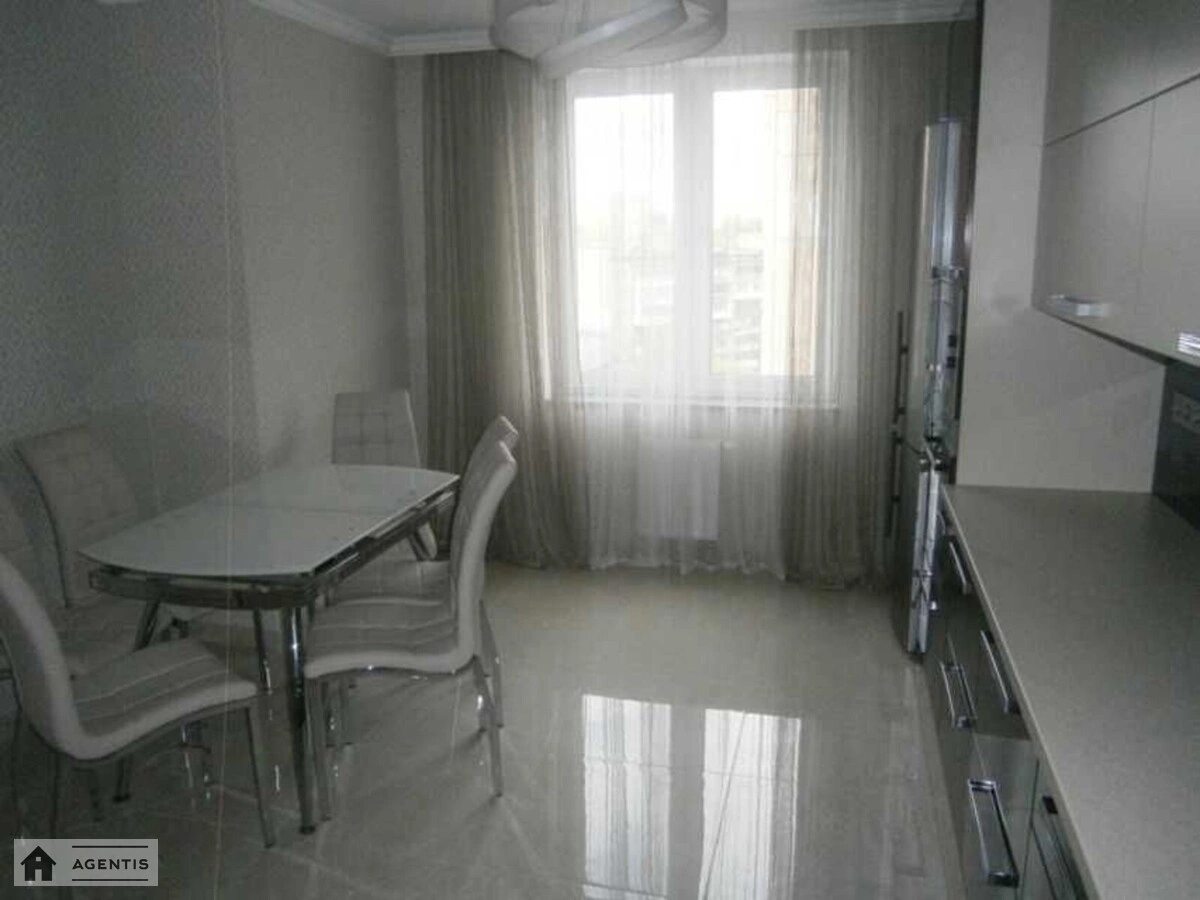 Apartment for rent. 3 rooms, 135 m², 6th floor/12 floors. 47, Zolotoustivska 47, Kyiv. 