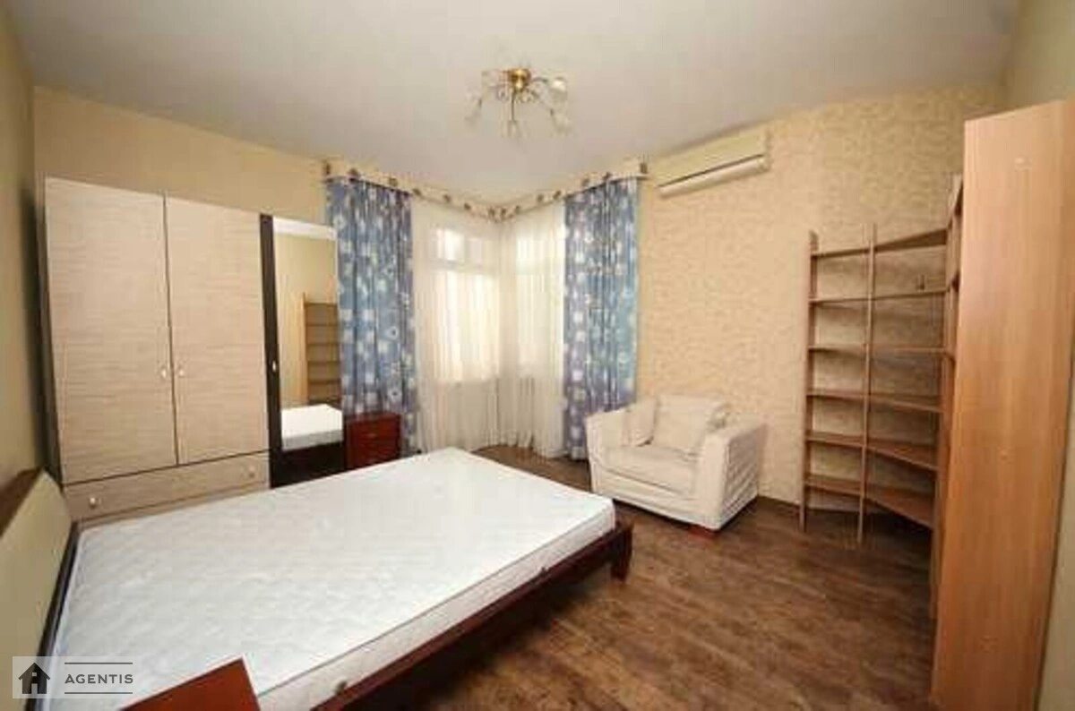 Apartment for rent. 4 rooms, 200 m², 13 floor/24 floors. 30, Lesi Ukrayinky 30, Kyiv. 