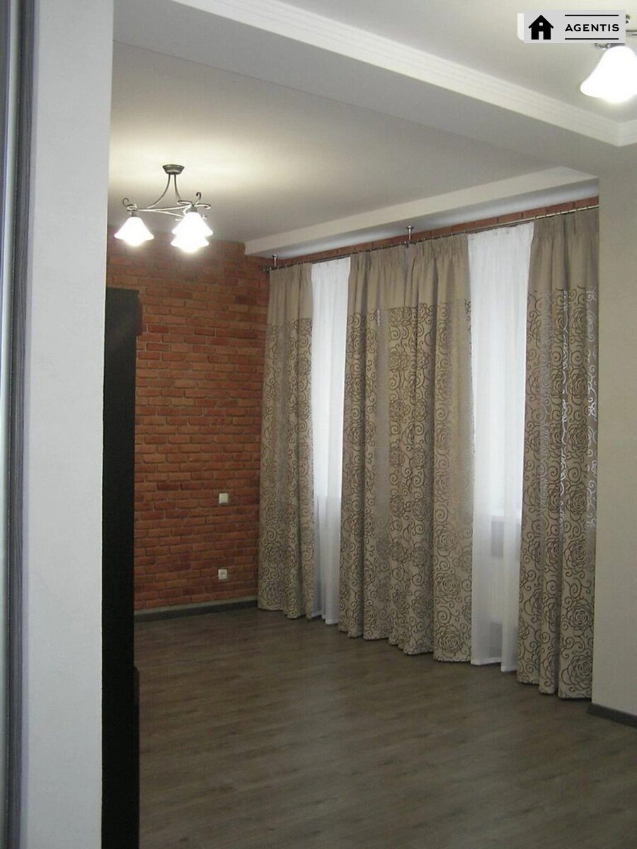 Сдам квартиру. 5 rooms, 258 m², 3rd floor/4 floors. 42, Воздвиженская 42, Киев. 