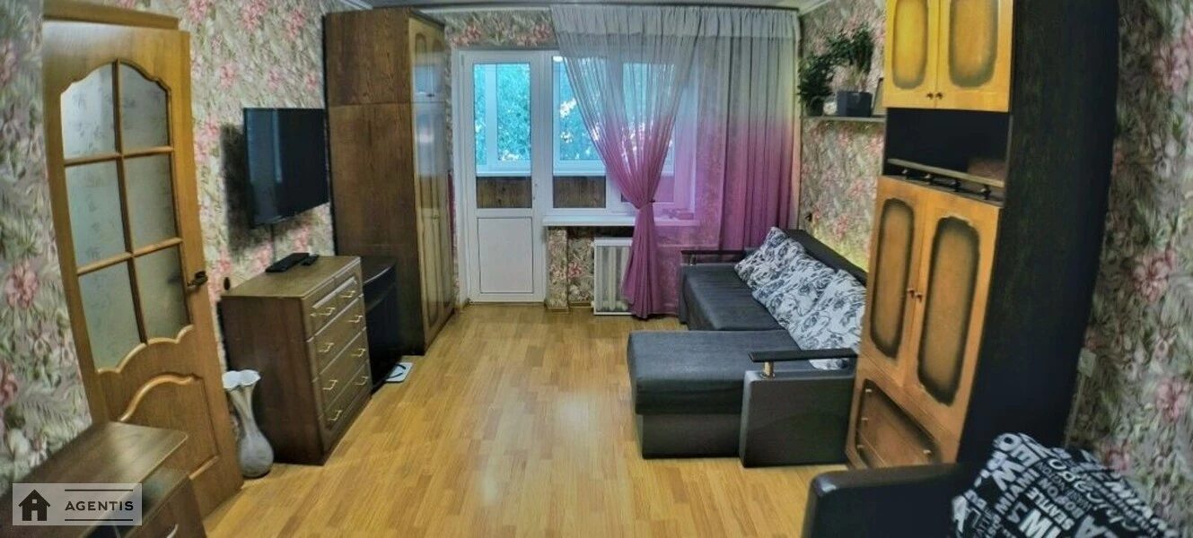Здам квартиру. 1 room, 45 m², 5th floor/5 floors. Дніпровський район, Київ. 