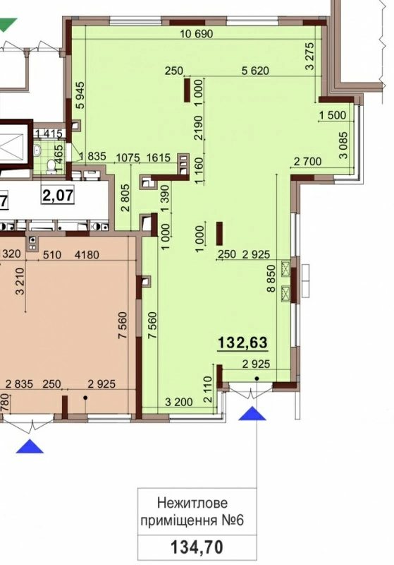Продажа недвижимости под коммерцию. 135 m², 1st floor/25 floors. Межевая, Киев. 