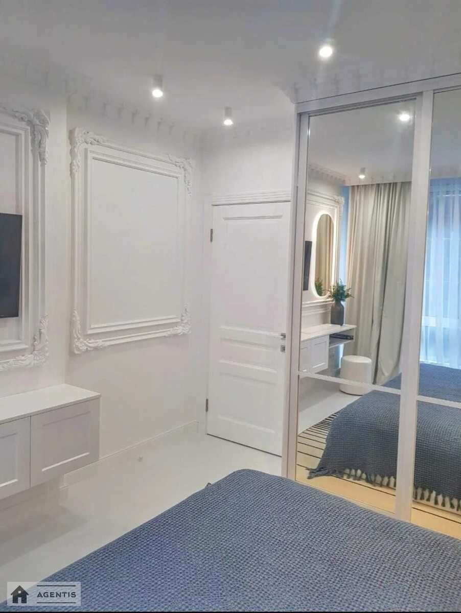 Apartment for rent. 4 rooms, 135 m², 7th floor/25 floors. 34, Zlatoustivska vul., Kyiv. 