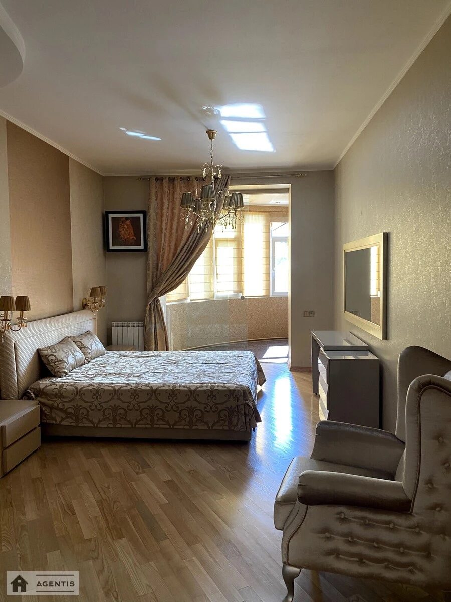Apartment for rent. 3 rooms, 130 m², 5th floor/17 floors. 7, Lesi Ukrayinky 7, Kyiv. 