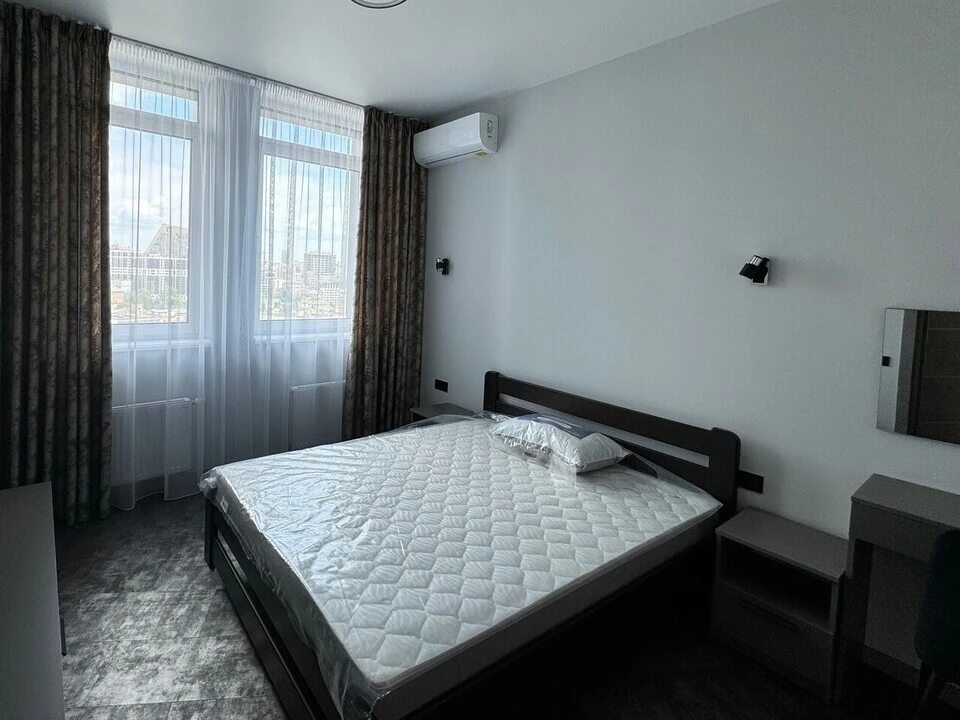 Сдам квартиру. 3 rooms, 90 m², 16 floor/35 floors. Берестейський просп. (Перемоги), Киев. 