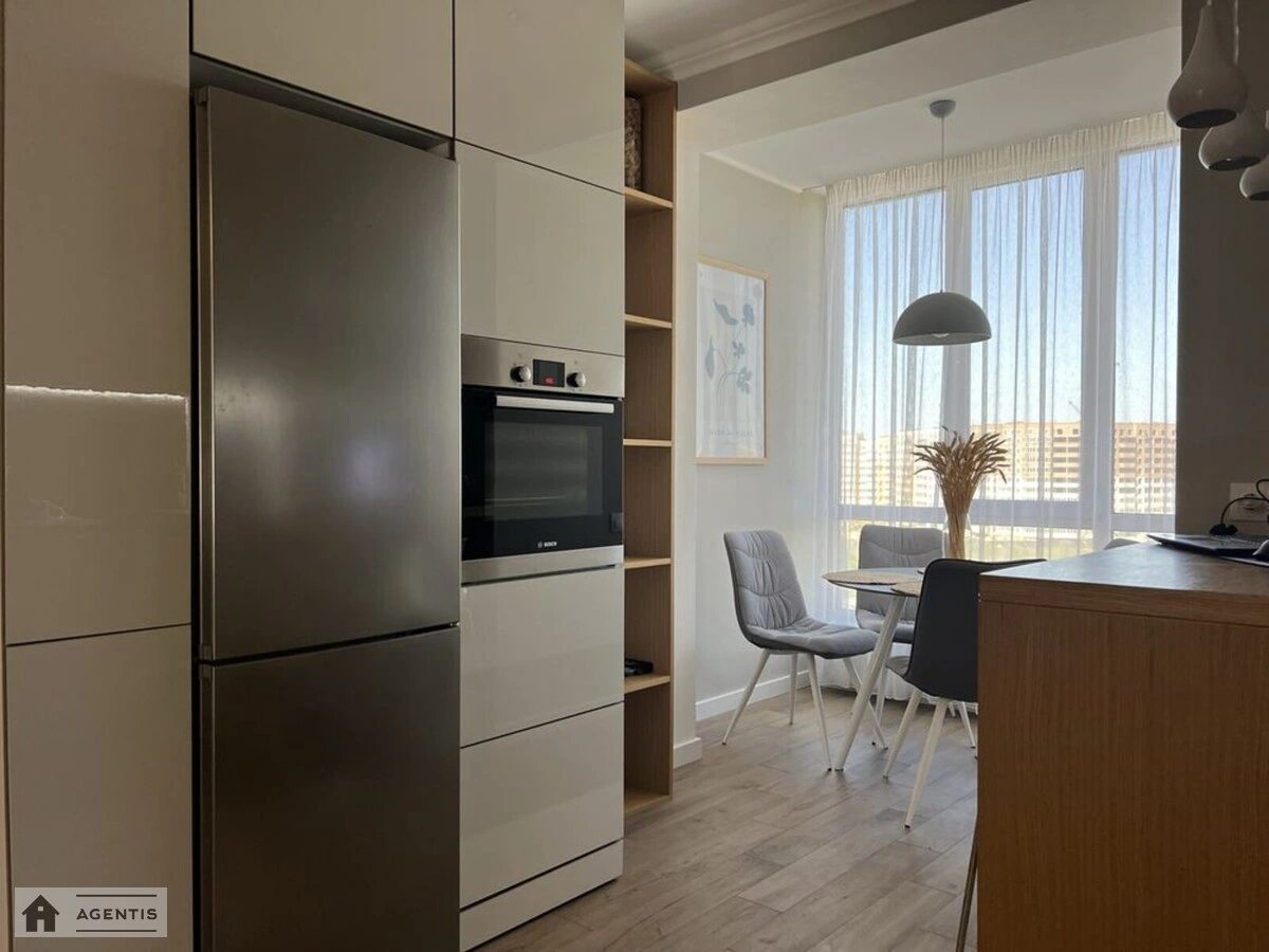 Сдам квартиру. 2 rooms, 47 m², 5th floor/10 floors. 77, Соборна , Софиевская Борщаговка. 