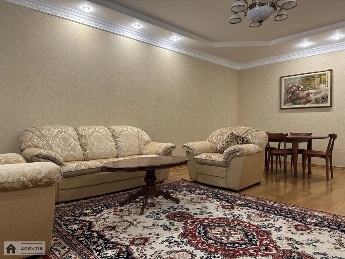Apartment for rent. 3 rooms, 160 m², 3rd floor/6 floors. 5, Spaska 5, Kyiv. 