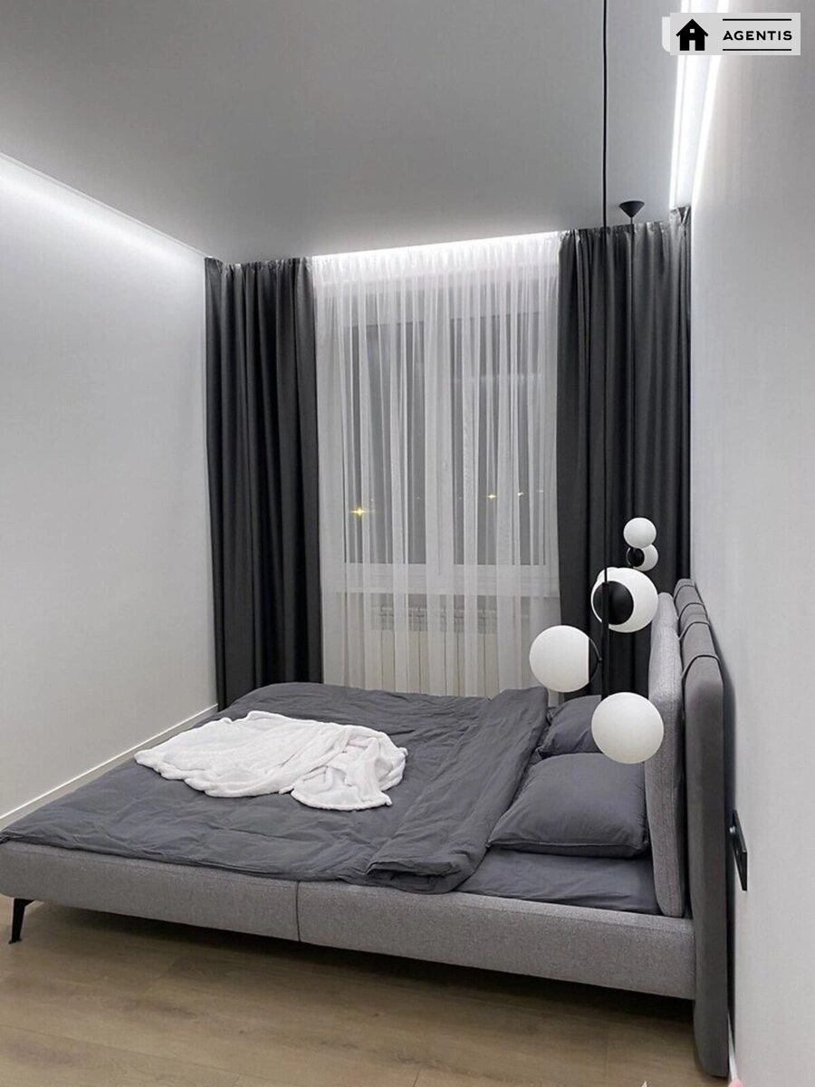 Apartment for rent. 3 rooms, 64 m², 4th floor/5 floors. 7, Serhiya Naboky vul. Bazhova, Kyiv. 