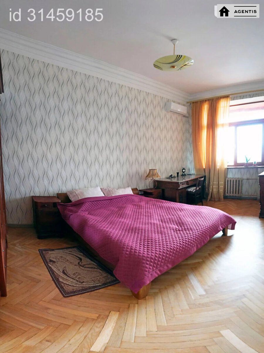 Apartment for rent. 2 rooms, 60 m², 12 floor/13 floors. 25347, Hreschatyk 25347, Kyiv. 