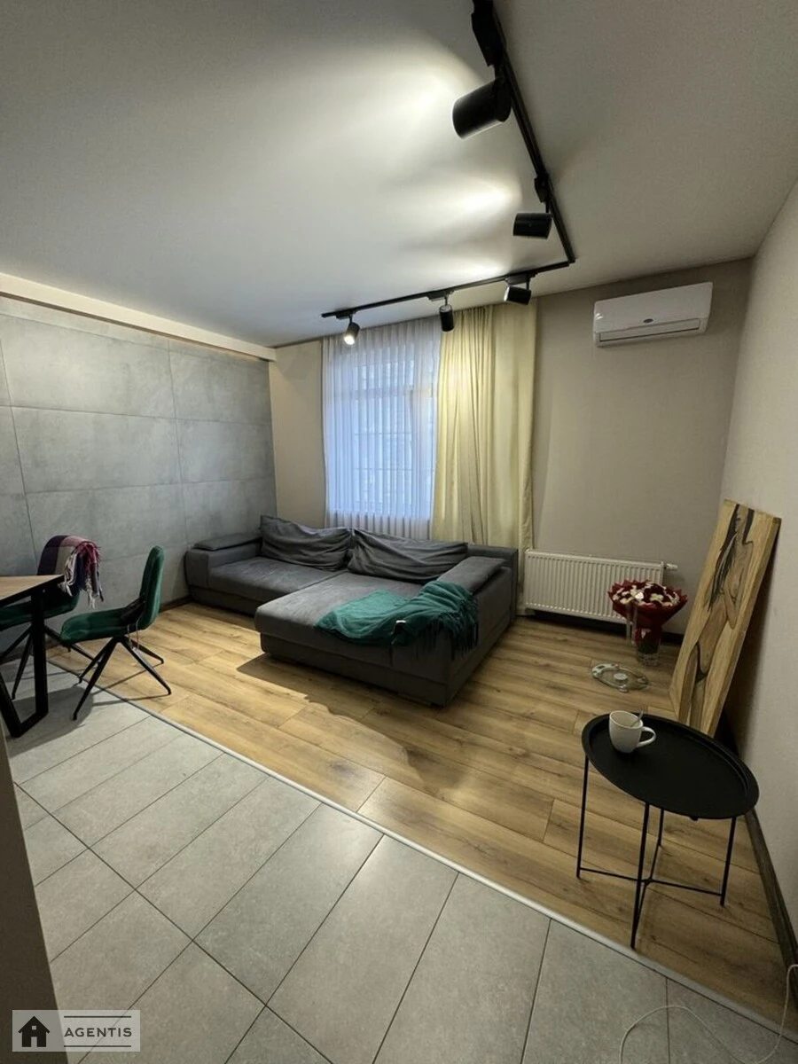 Apartment for rent. 2 rooms, 50 m², 5th floor/20 floors. Mykhayla Maksymovycha vul. Onufriya Trutenka, Kyiv. 