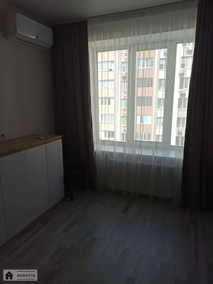 Сдам квартиру. 1 room, 36 m², 6th floor/12 floors. Бучанский. 
