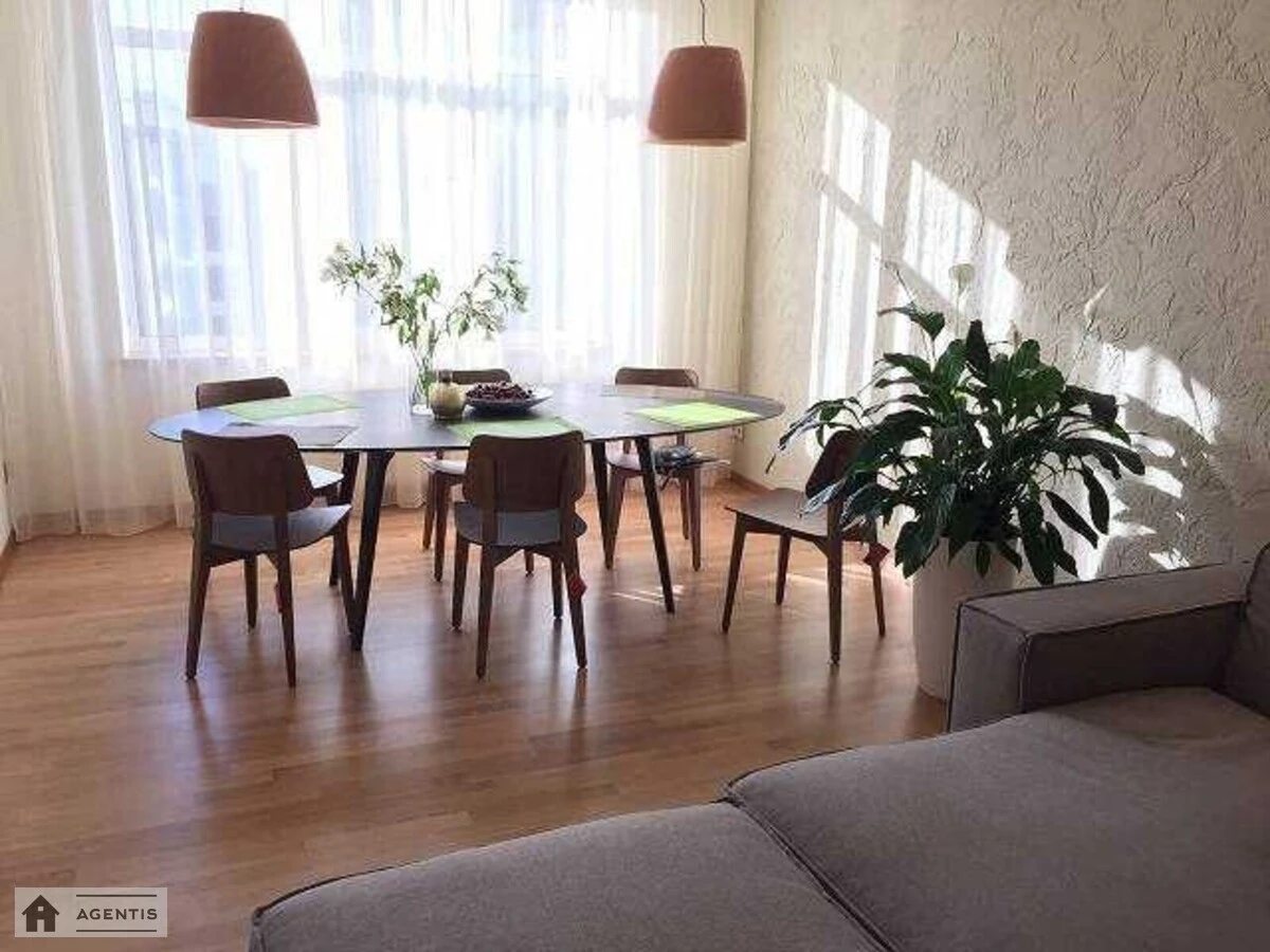 Apartment for rent. 3 rooms, 114 m², 9th floor/20 floors. 16, Andriya Verkhohlyada vul. Mykhayla Drahomirova, Kyiv. 