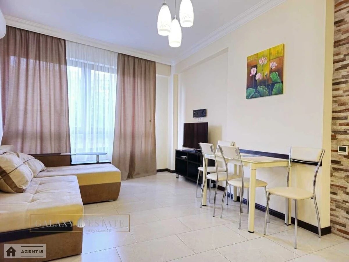 Apartment for rent. 2 rooms, 65 m², 4th floor/23 floors. 60, Golosiyivskiy 60, Kyiv. 