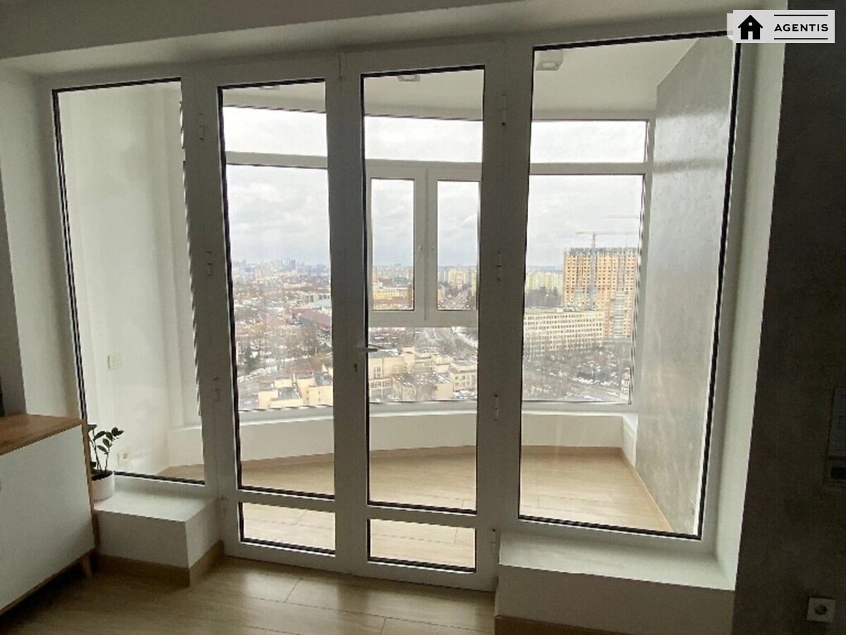 Apartment for rent. 2 rooms, 89 m², 22 floor/23 floors. 3, Mykhayla Maksymovycha vul. Onufriya Trutenka, Kyiv. 