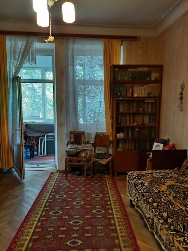 Продаж квартири. 2 кімнати, 60 m², 3 поверх/5 поверхів. 12, Ольжича 12, Київ. 