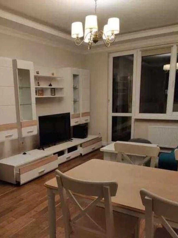 Apartment for rent. 3 rooms, 95 m², 9th floor/25 floors. Golosiyivskiy, Kyiv. 