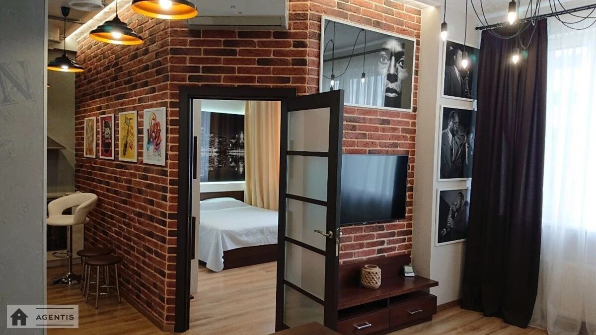 Apartment for rent. 1 room, 52 m², 5th floor/24 floors. 6, Truskavetcka 6, Kyiv. 