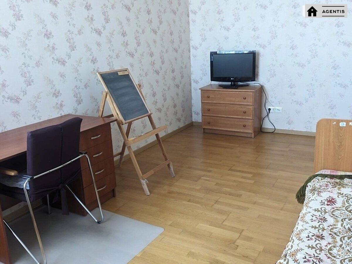 Apartment for rent. 2 rooms, 75 m², 16 floor/25 floors. 403, Dragomanova 403, Kyiv. 