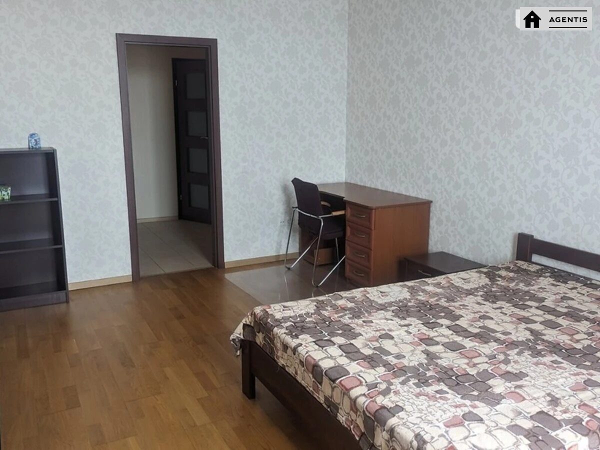 Сдам квартиру. 2 rooms, 75 m², 16 floor/25 floors. 403, Драгоманова 403, Киев. 