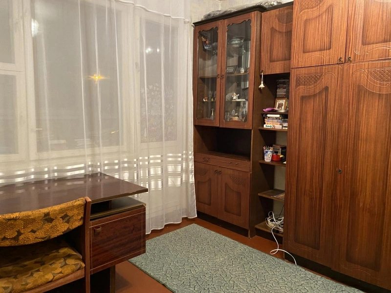 Apartment for rent. 2 rooms, 56 m², 2nd floor/12 floors. 24, Svobody 24, Kyiv. 