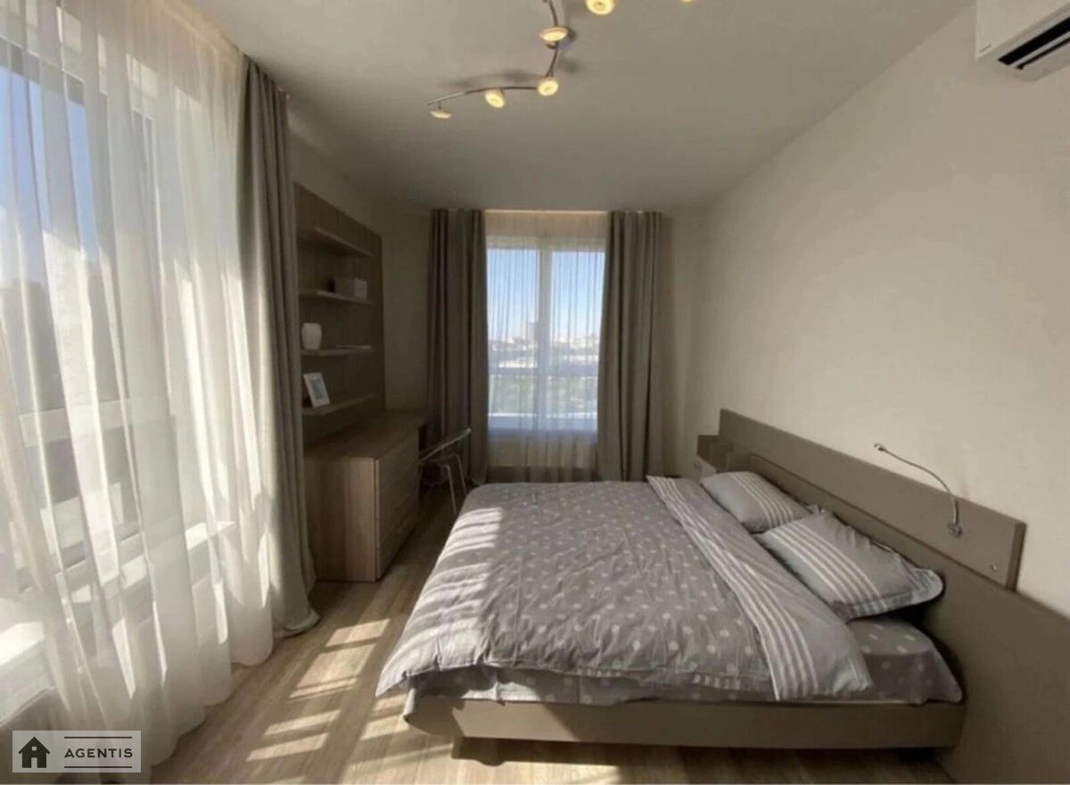Apartment for rent. 2 rooms, 86 m², 18 floor/31 floors. 7, Lesi Ukrayinky 7, Kyiv. 