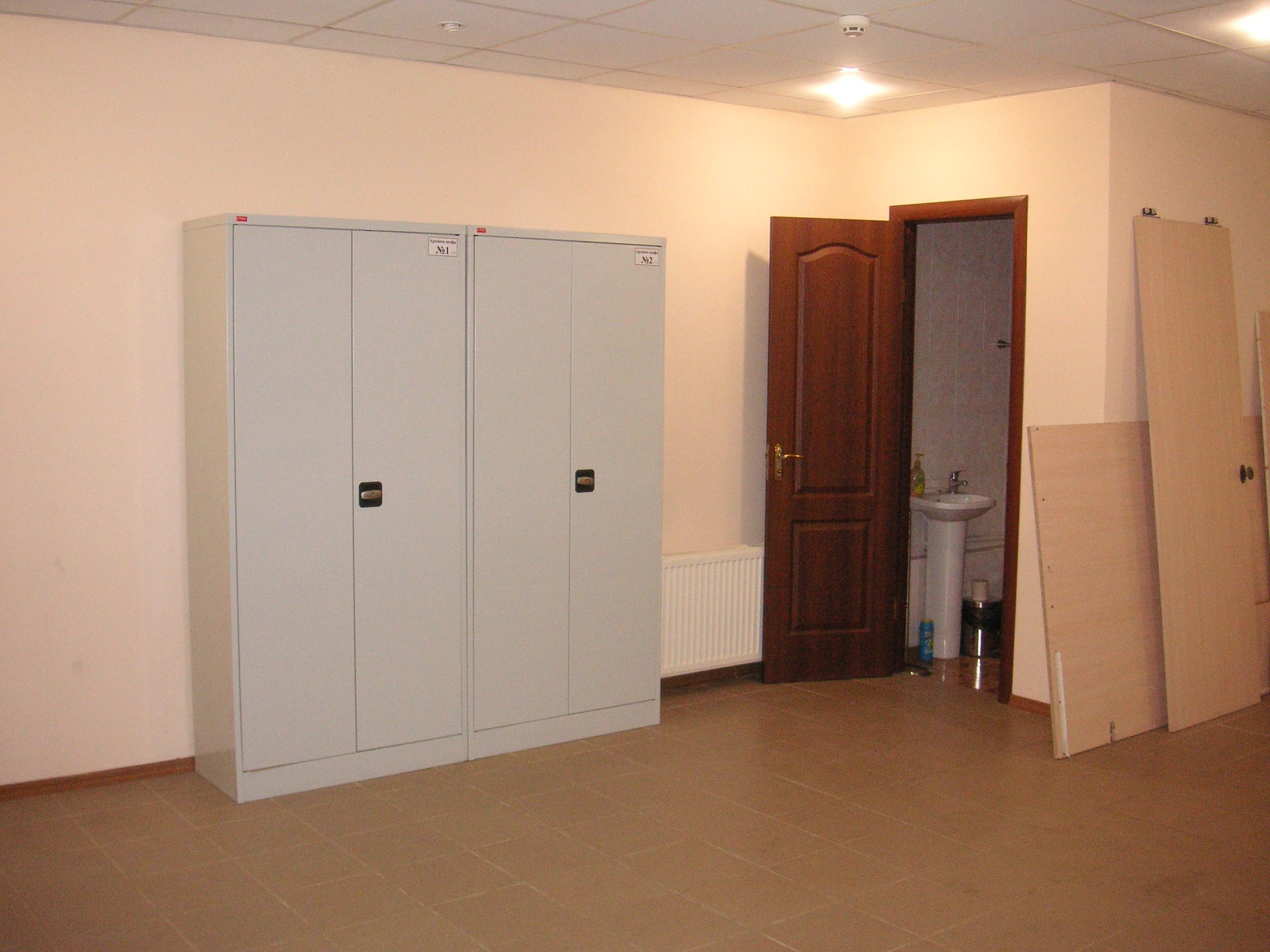 Non-standard housing for rent. 1 room, 37 m², 2 floors. 95, Hoholya, Kropyvnytskyy. 