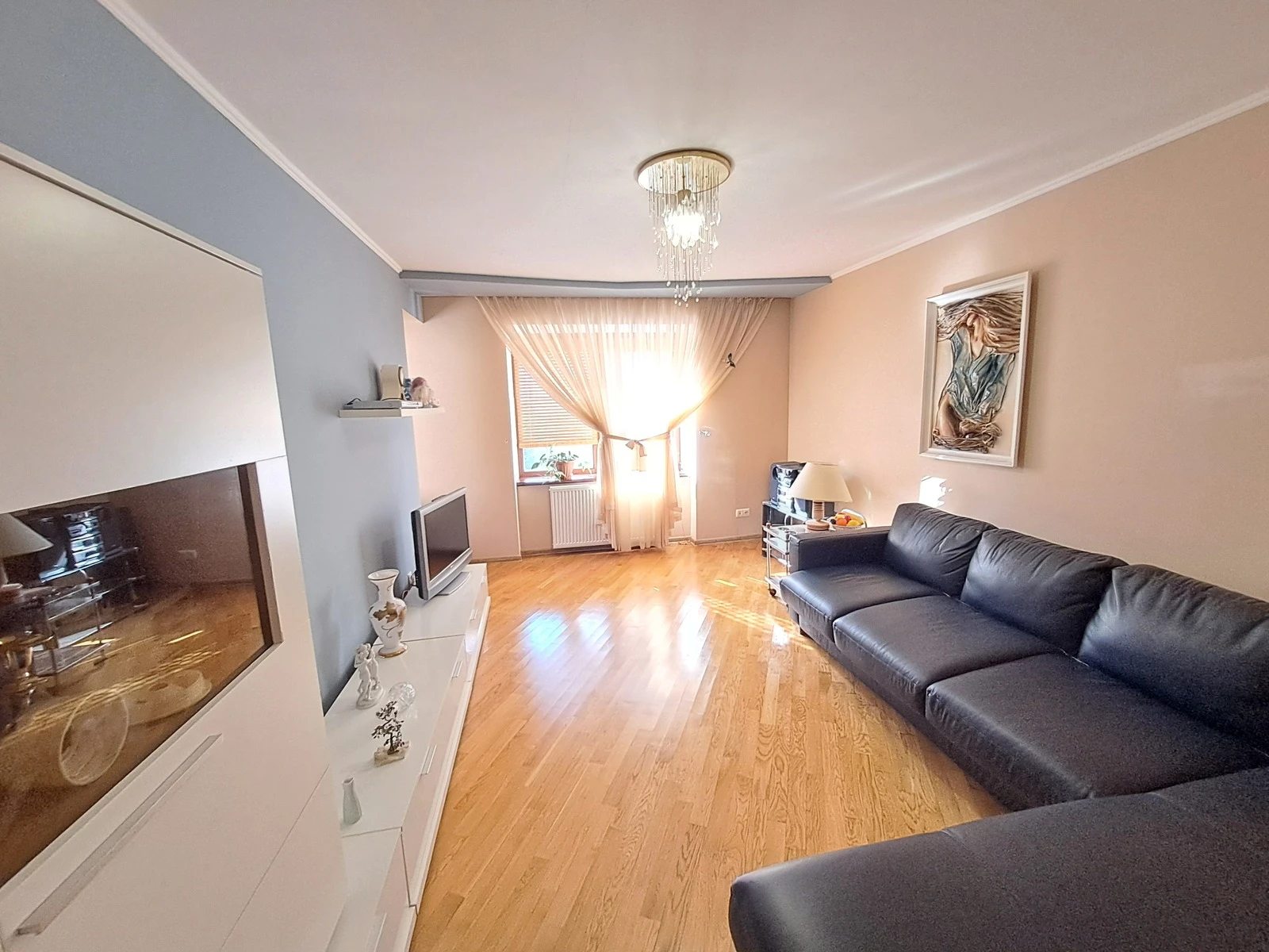 Apartments for sale 2 rooms, 62 m², 2nd fl./5 floors. Verbytskoho M. vul., Ternopil. 