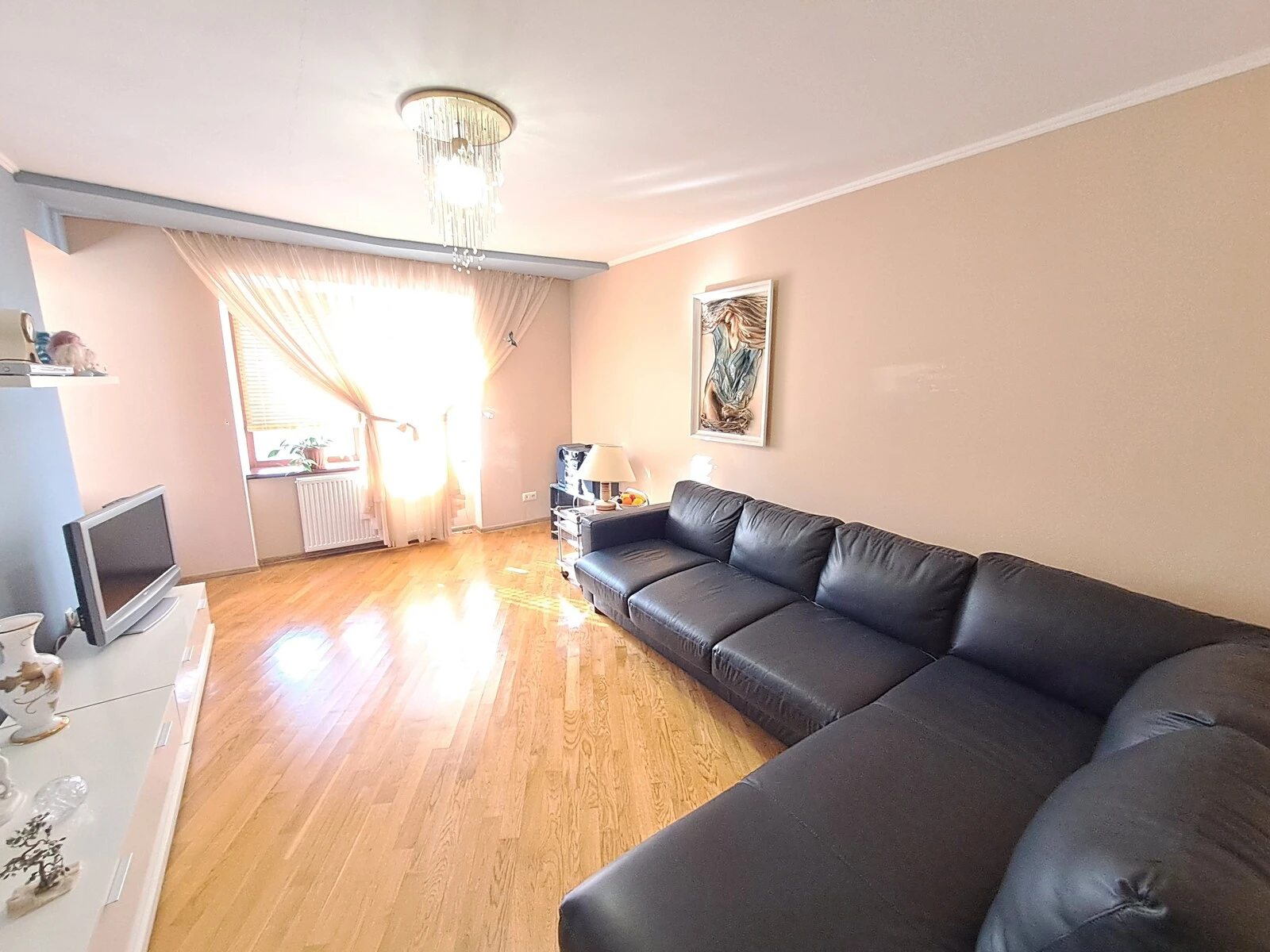 Apartments for sale 2 rooms, 62 m², 2nd fl./5 floors. Verbytskoho M. vul., Ternopil. 