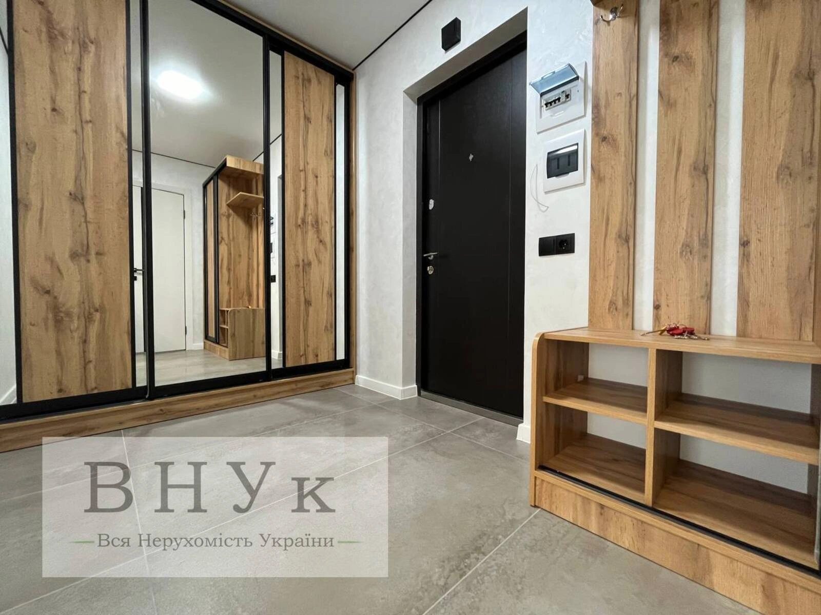 Продаж квартири 2 кімнати, 56 m², 9 пов./11 поверхів. Київська вул., Тернопіль. 