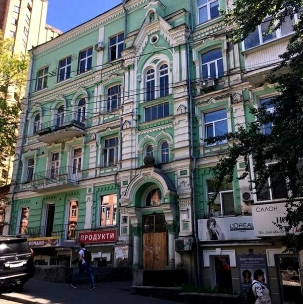 Продаж квартири. 5 rooms, 135 m², 2nd floor/5 floors. 82, Тургенєвська 82, Київ. 