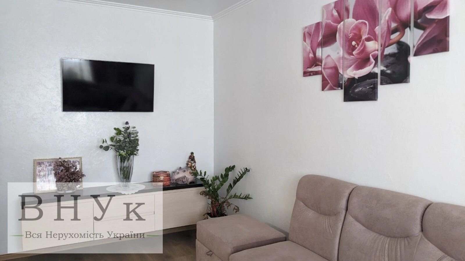 Продаж квартири 2 кімнати, 47 m², 8 пов./9 поверхів. Злуки пр., Тернопіль. 