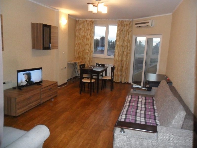 Apartment for rent. 2 rooms, 59 m², 10th floor/23 floors. 1, Getmana Vadyma 1, Kyiv. 
