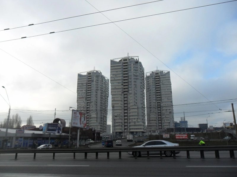 Apartment for rent. 2 rooms, 59 m², 10th floor/23 floors. 1, Getmana Vadyma 1, Kyiv. 