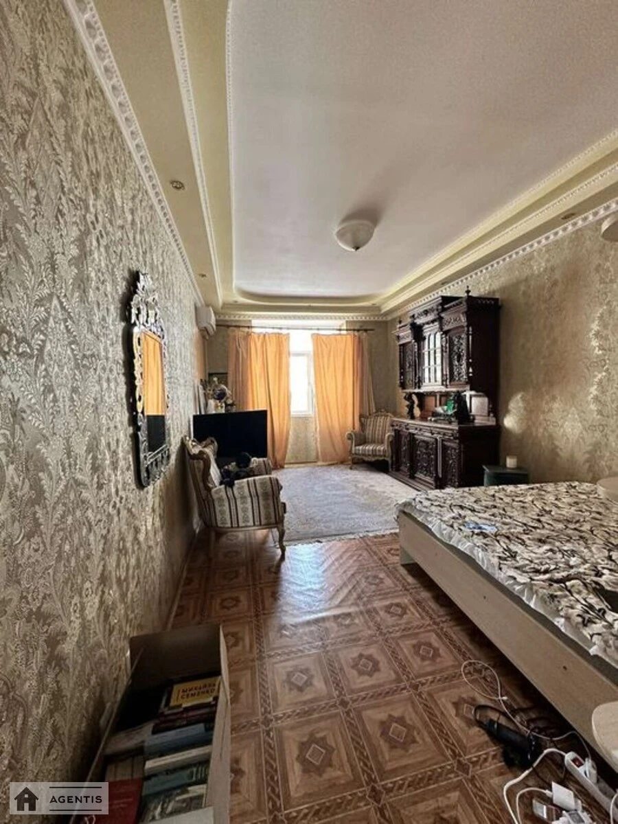 Apartment for rent 2 rooms, 60 m², 5th fl./5 floors. 23, Zolotoustivska 23, Kyiv. 