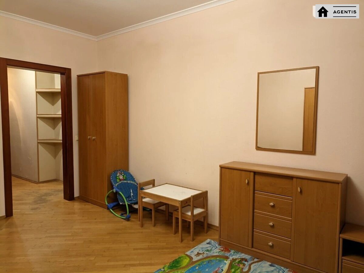 Здам квартиру 3 кімнати, 96 m², 13 пов./16 поверхів. 39, Миропільська 39, Київ. 