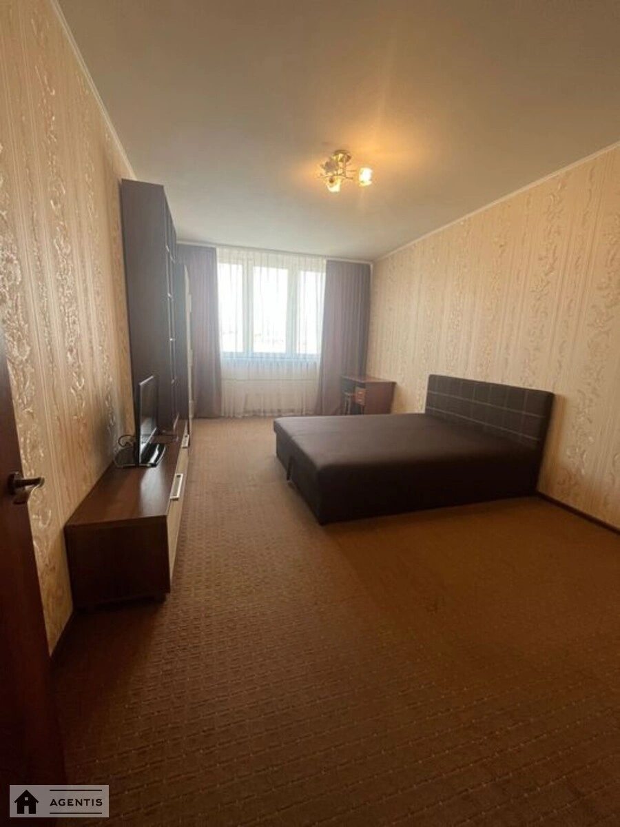 Apartment for rent 1 room, 55 m², 21st fl./25 floors. 32, Anny Akhmatovoyi vul., Kyiv. 