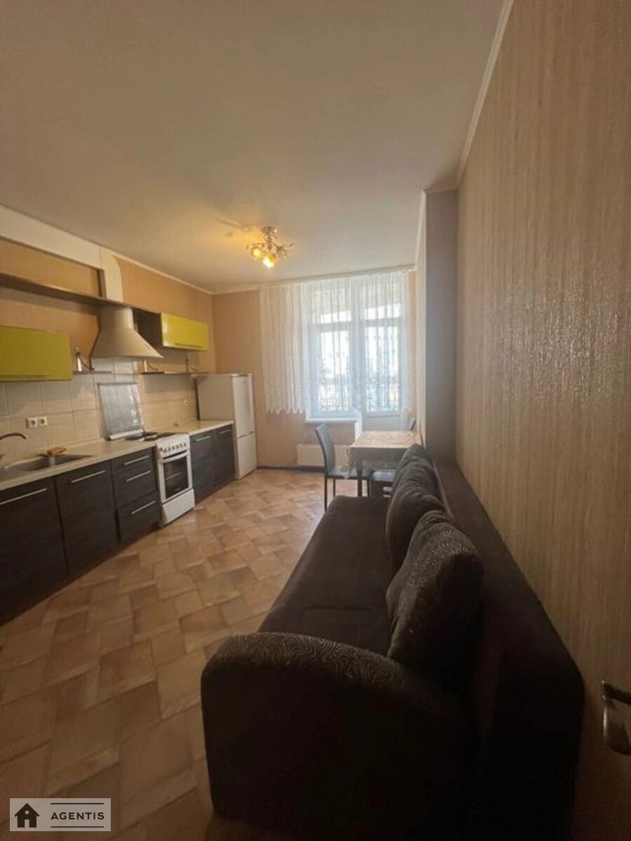 Apartment for rent 1 room, 55 m², 21st fl./25 floors. 32, Anny Akhmatovoyi vul., Kyiv. 