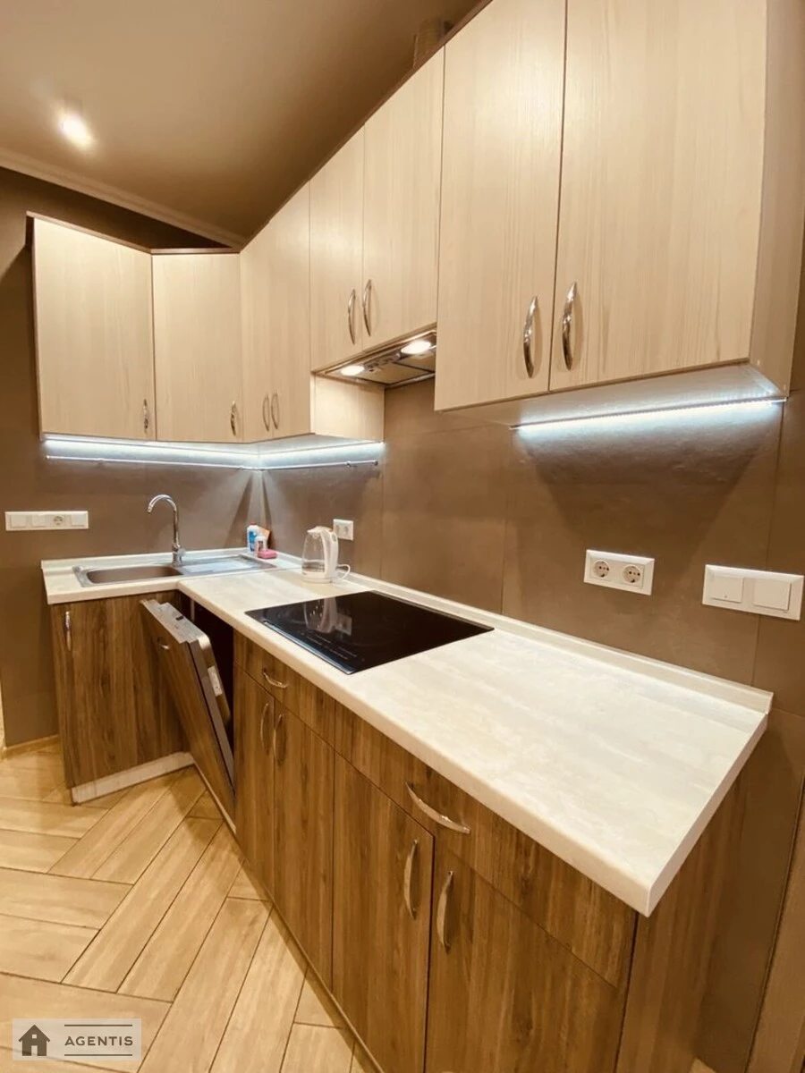 Сдам квартиру 2 комнаты, 52 m², 19 эт./24 этажа. 6, Вацлава Гавела бульв. (Івана Лепсе), Киев. 