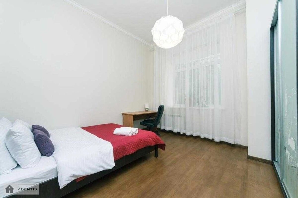 Apartment for rent 2 rooms, 100 m², 2nd fl./5 floors. 24, Antonovycha vul. Horkoho, Kyiv. 