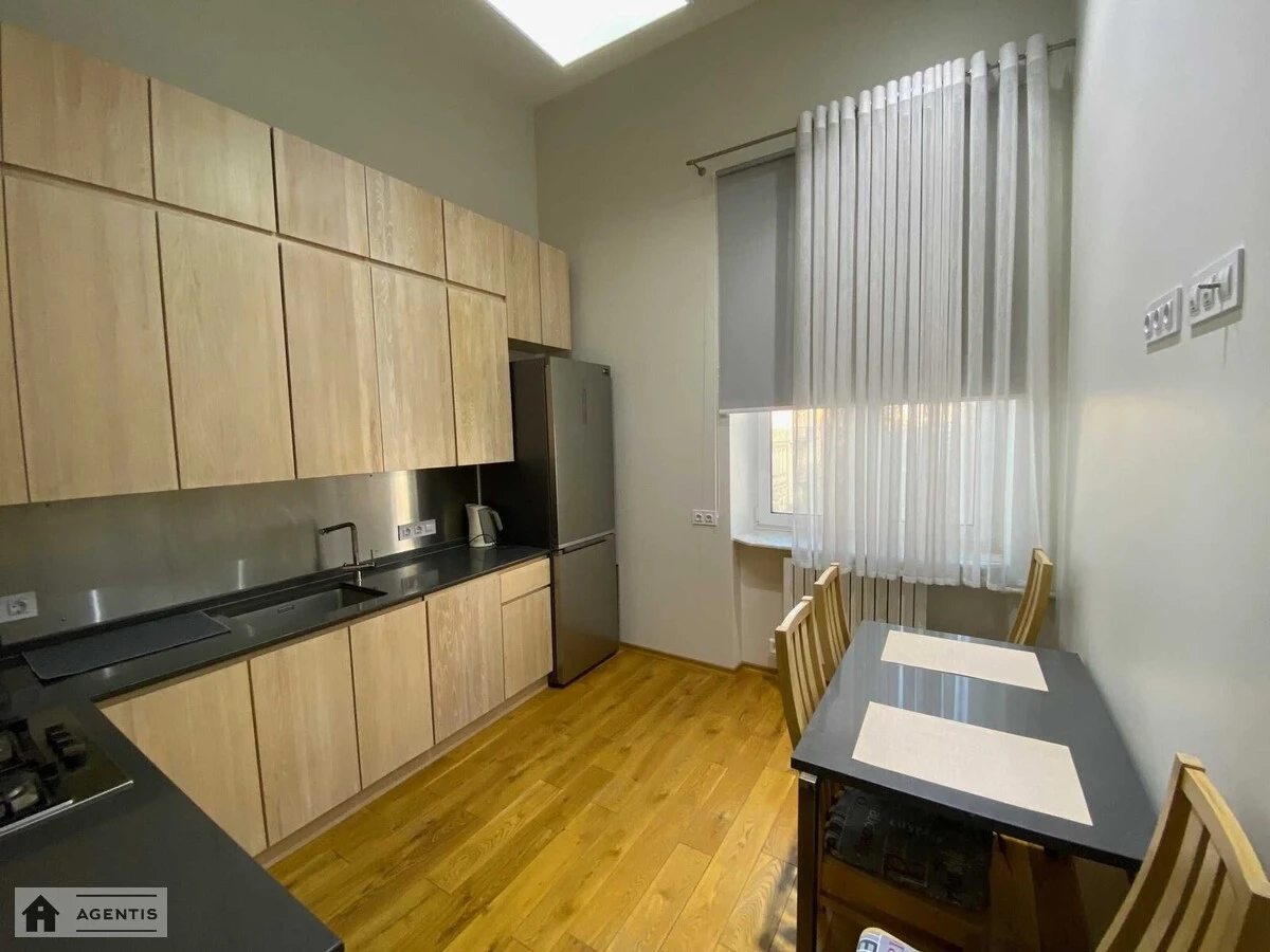 Apartment for rent 2 rooms, 60 m², 6th fl./7 floors. 6, Zankovetckoyi 6, Kyiv. 