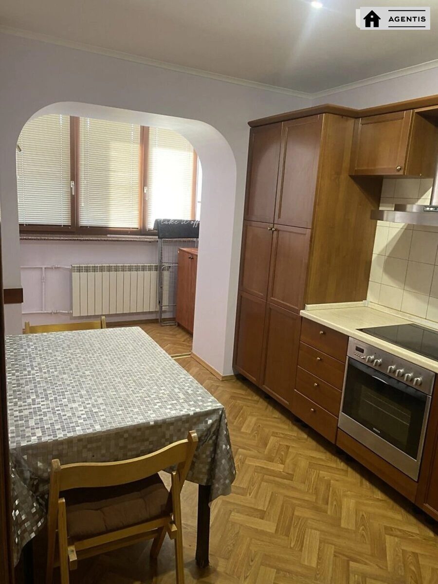 Apartment for rent 3 rooms, 74 m², 2nd fl./15 floors. 88, Antonovycha vul. Horkoho, Kyiv. 