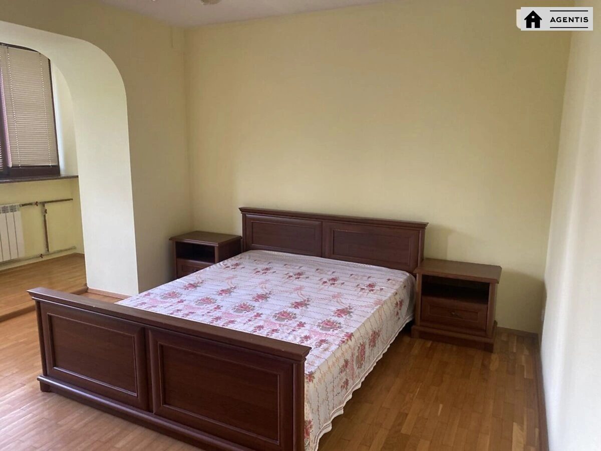 Apartment for rent 3 rooms, 74 m², 2nd fl./15 floors. 88, Antonovycha vul. Horkoho, Kyiv. 