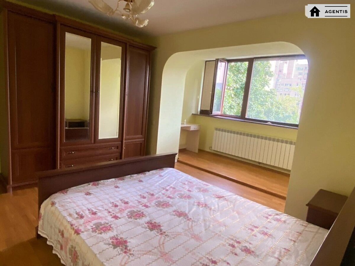 Apartment for rent 3 rooms, 74 m², 2nd fl./15 floors. 88, Antonovycha vul. Horkoho, Kyiv. 