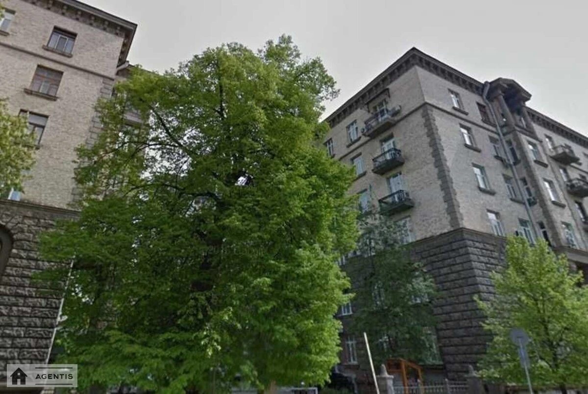 Apartment for rent 2 rooms, 70 m², 6th fl./6 floors. 3, Bankova 3, Kyiv. 