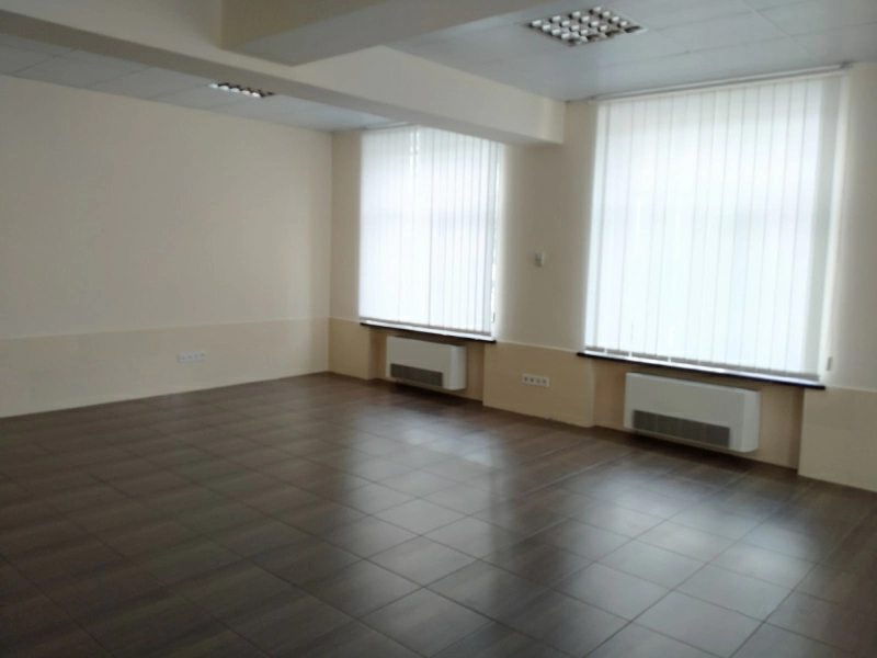 Продажа офиса. 3 rooms, 142 m², 1st floor. Гагарина, Днепр. 