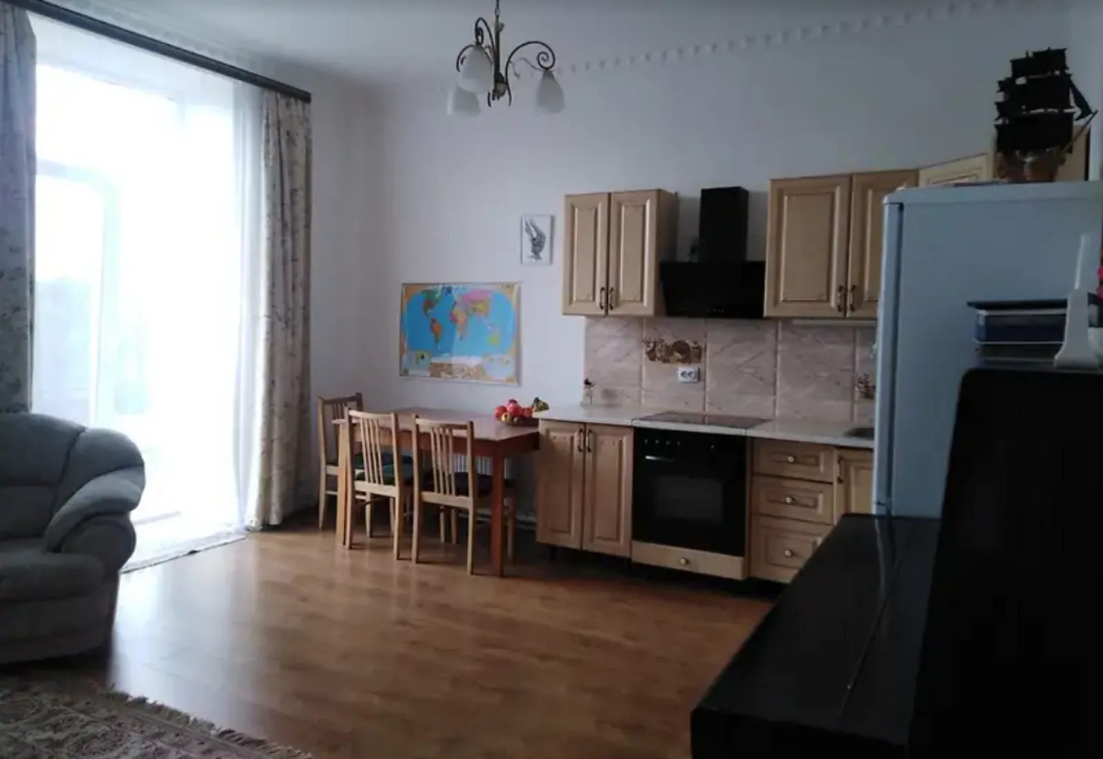 Продаж квартири. 2 rooms, 45 m², 1st floor/2 floors. Великая Березовица. 