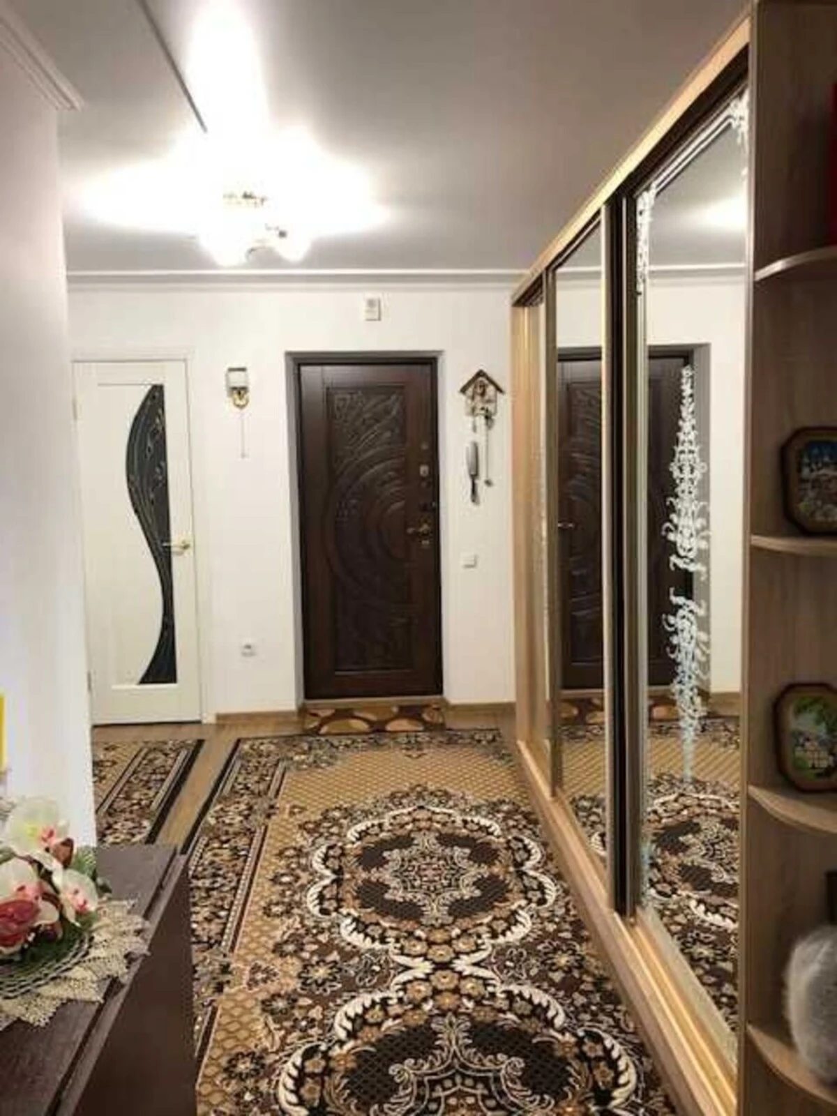 Продаж 2 кімнатної квартири, 75 м.кв., вул. Іллєнка