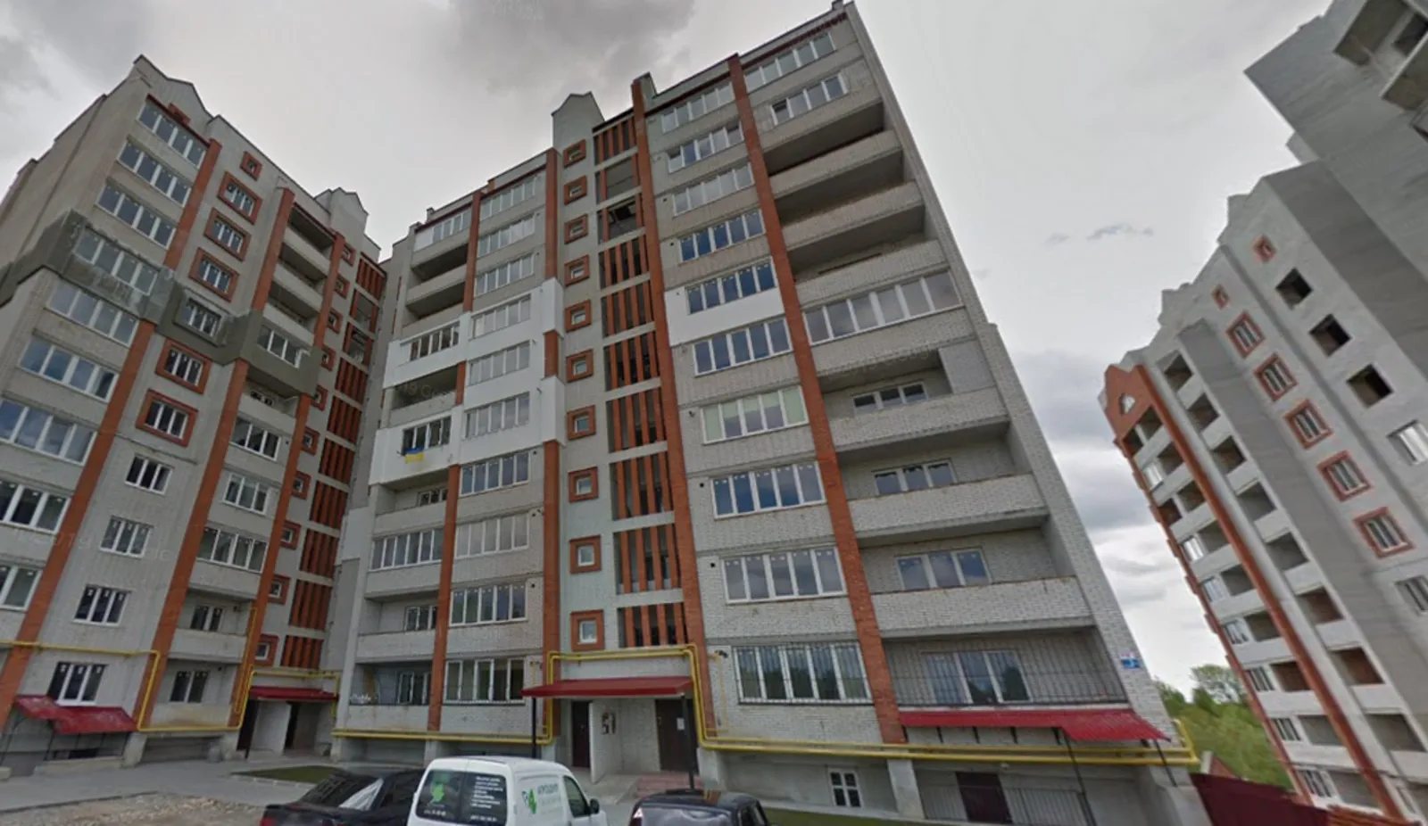 Apartments for sale. 2 rooms, 75 m², 2nd floor/9 floors. Severnyy, Ternopil. 
