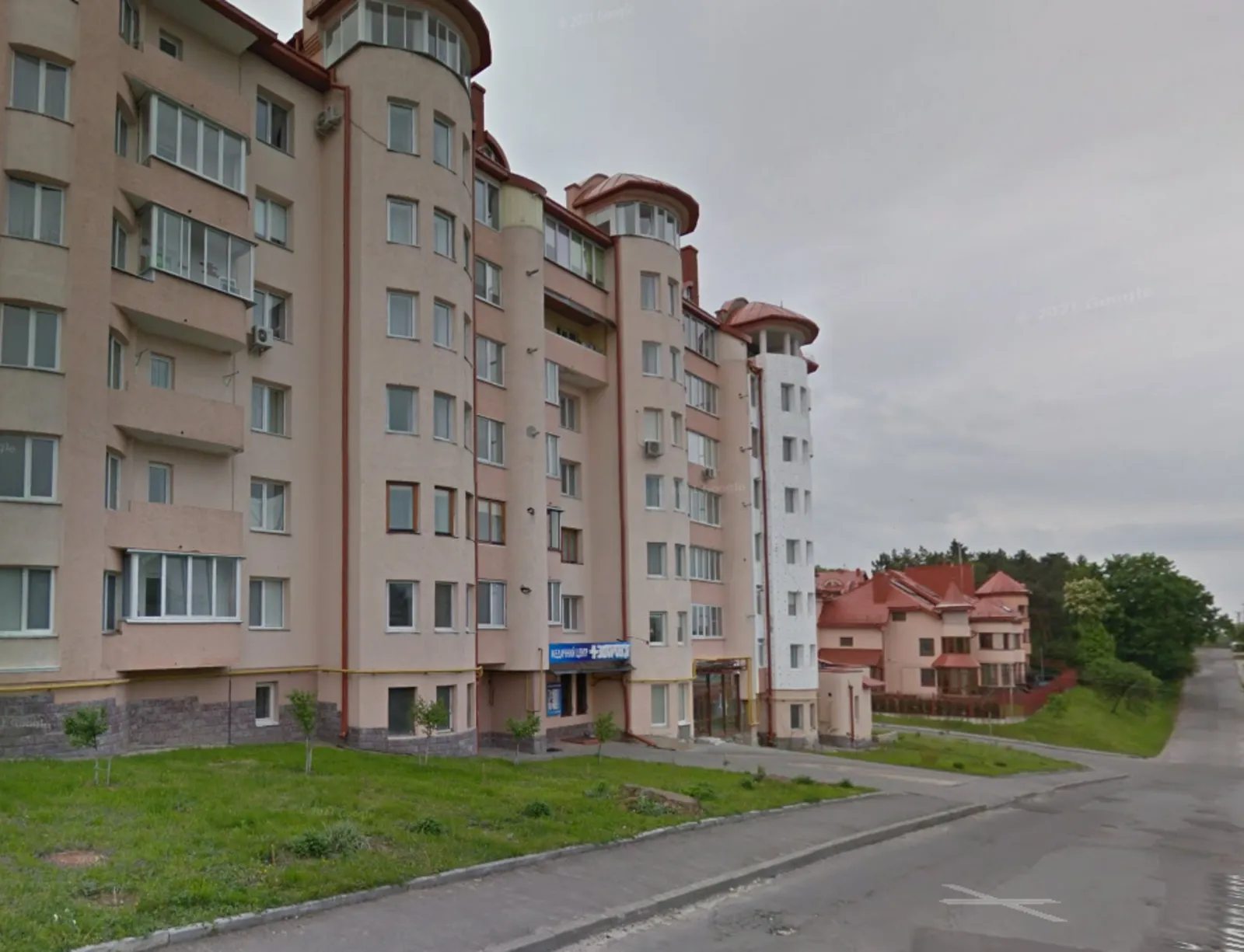 Apartments for sale. 3 rooms, 102 m², 6th floor/7 floors. Chaykovskoho A. vul., Ternopil. 