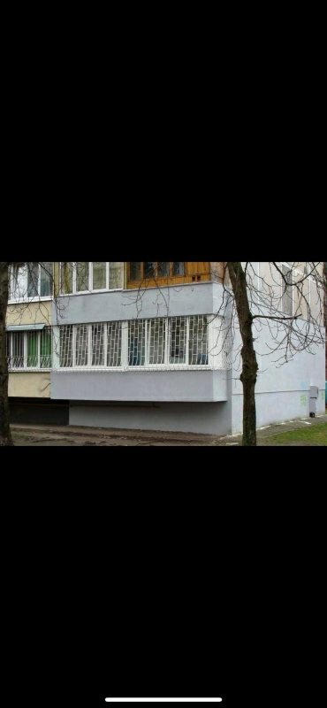 Apartments for sale. 2 rooms, 56 m², 1st floor/9 floors. Rusanivskiy, Kyiv. 